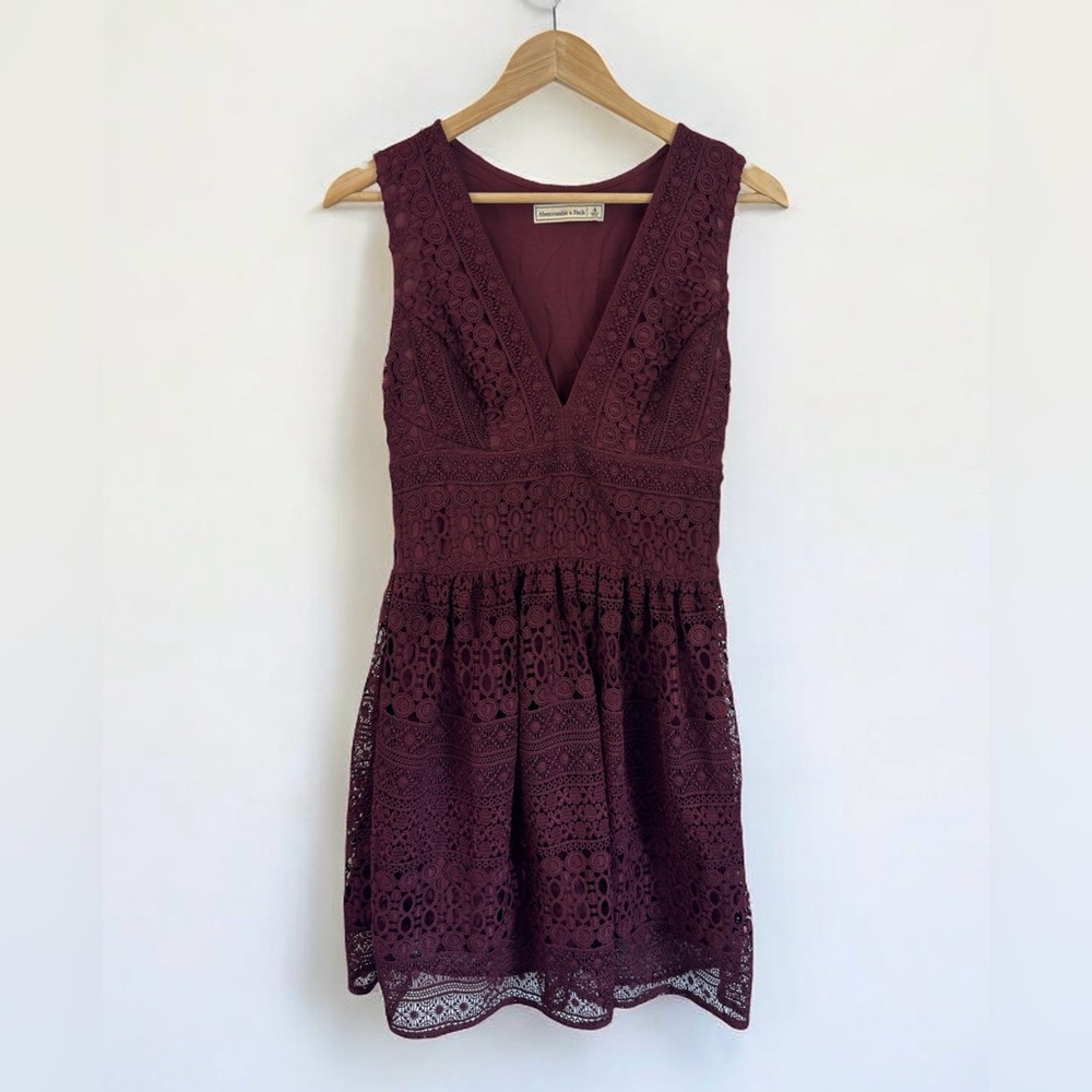 Abercrombie & Fitch Wine Maroon Crochet Cocktail Dress Y2K